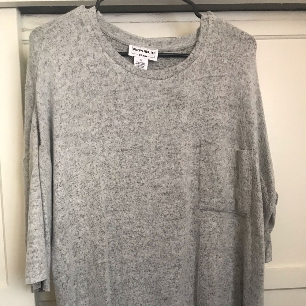 Gray Republic Sweater (medium)